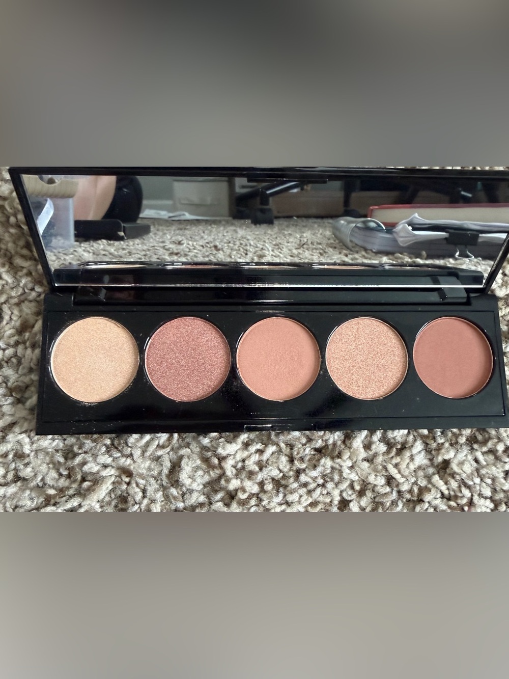 Laritzy Cosmetics Eyeshadow Palette - Black Case